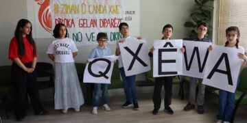 Jin bi boneya Cejna Zimanê Kurdî hatin ba hev