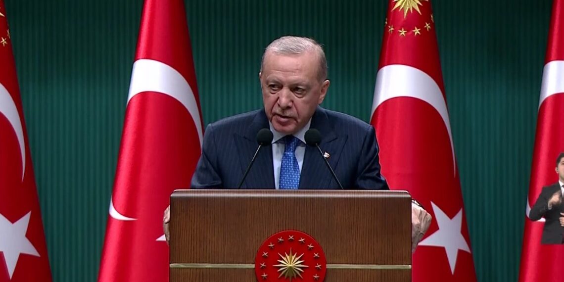 Erdogan: Saziyên me ji bo tasfiyeya ‘rêxistinê’ dixebitin