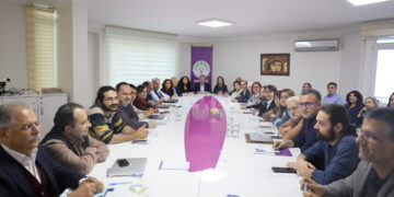Rêveberiya Navendî ya DEM Partiyê bi rojeva CHPê civiya