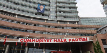 Îtîraza CHPê ya ji bo rakirina biryara ‘Betalkirina Teqez’ red kir