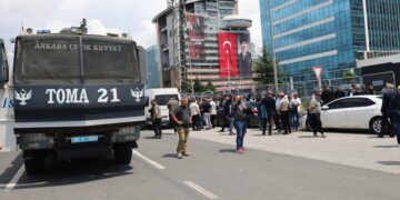 Dorpeça li dor Navenda Giştî ya CHPê didome
