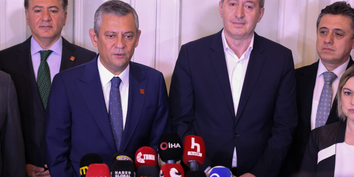 Bakirhan: CHP dikarê vê pêvajoyê bi kongreyeke demokratîk derbas bike