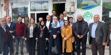 Înîsiyatifa Yekitiya Demokratîk li Erziromê civînek li der xist