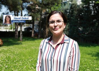 Cemîle Turhalli Balsak: Sîyaset gere wayîrê ziwanê Kurdkî vejîyo