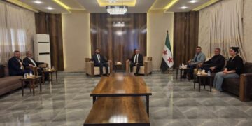 Waliyê Hesekê bi nûnerê hikûmeta demkî re civiya