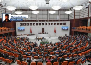 Tirkîya de munaqeşeyê qanûnê bingeyînî û Komara Demokratîke