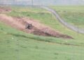 Tirkiye li ser sînorê Rojava xendekê dikole