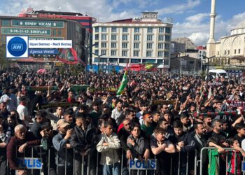 ‘Em bi berxwedan û sebrê hatin vê encamê’