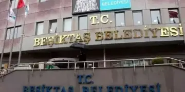 Operasyona li dijî Şaredariya Beşîktaşê: 5 kes hatin binçavkirin
