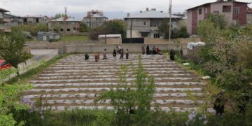 Bi projeya ‘Bîstanên Komunên Jinan’ piştevaniyê xurtir dikin