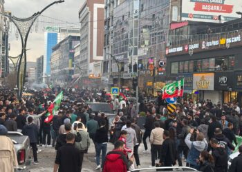 Derketina Amedsporê ya Super Lîgê li gelek bajaran hat pîrozkirin