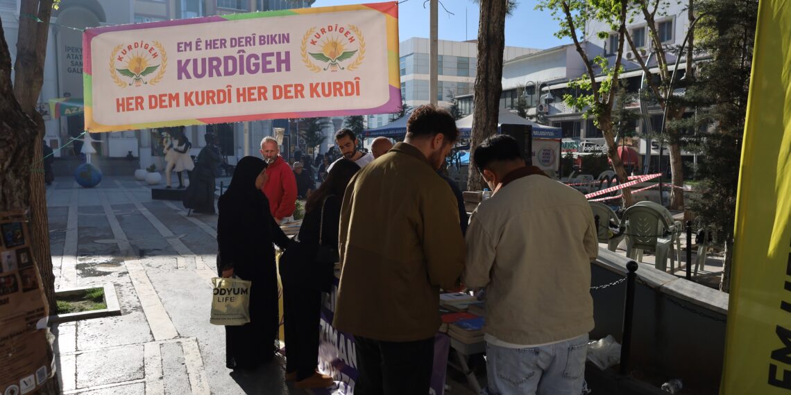 Li Wanê konên ‘Zimanê Kurdî’ hatin vedan