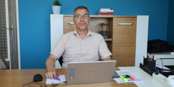 Di bin gefa ‘algorîtmayê’ de zimanê Kurdî: Divê em pêşî li vîrûsa dîjîtal bigirin