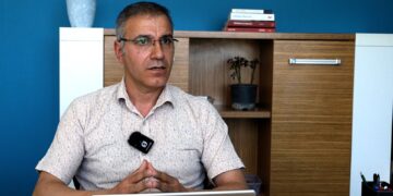 Di bin gefa ‘Algorîtmayan’ de zimanê Kurdî: ‘Divê em pêşî li vîrûsa dîjîtal bigirin’