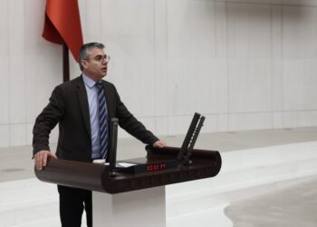 Bozdag persa: Çira berhemê Kurdkî yê ke arşîv de yê nênê dîjîtalîzekerdene?