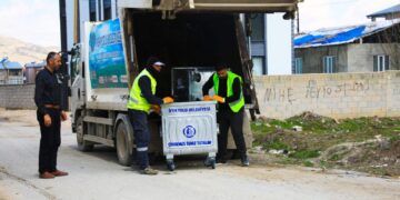 Şaredarîya Rêya Armûşî 550 konteynerê çopî taxan de vila kerdê