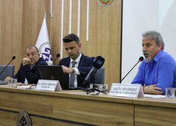 Li Wanê Radyoya Êrîvanê û Rêya Taze hatin gotûbêjkirin