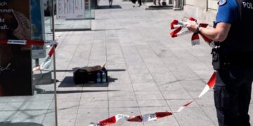 Li Swîsreyê êrişa bi kêr: 3 kes birîndar bûn, gumanbar cîhadîst e
