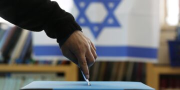 Hilbijartinên Îsraîlê: Anket çi dibêjin, şansê Netanyahû çiqas e