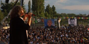 Sabahat Tuncel: Wê deriyên Îmraliyê gel veke, ne dewletKeskîn Bayindir: Em ê dawiya dawî bigihêjin statu û mafê xwe