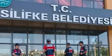 Serekê Şaredarîya Silifke û xeylê kesî ameyî destbendkerdne