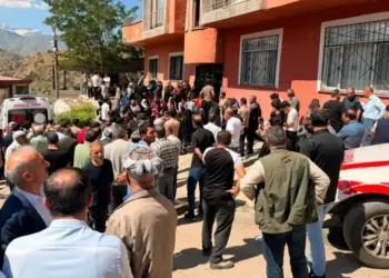 Çawişê pisporî Şemzînan de 4 kesî kiştî