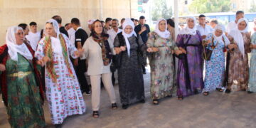 Şarê Botanî bi govenda azadîye ver bi Amedî kewtê rayîr