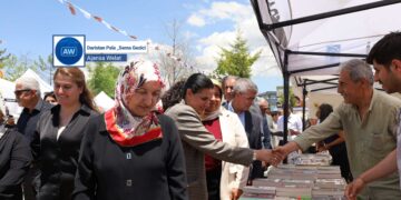 ‘Hê jî ciwan weşanxaneyên Kurdî nizanin’