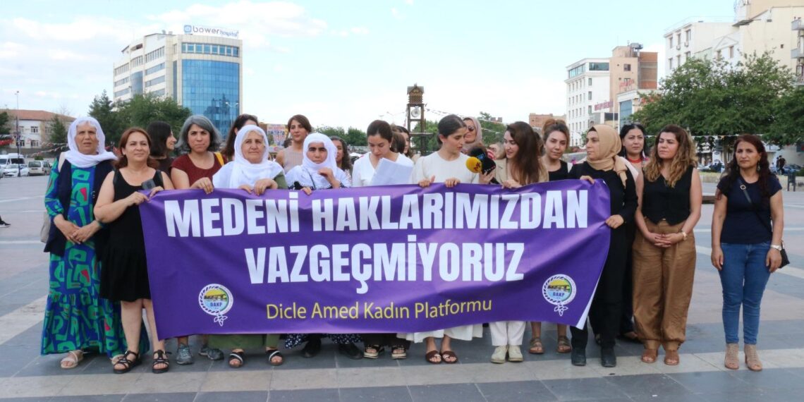 Jinan li dijî pakêta darazê dengê xwe bilind kir: Em ê mafê nafaqayê misoger bikin