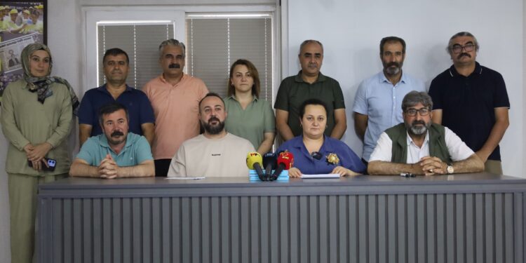 Platforma Ked û Demokrasiyê ya Rihayê: Ji bo aştiyê divê gavên berçav bên avêtin