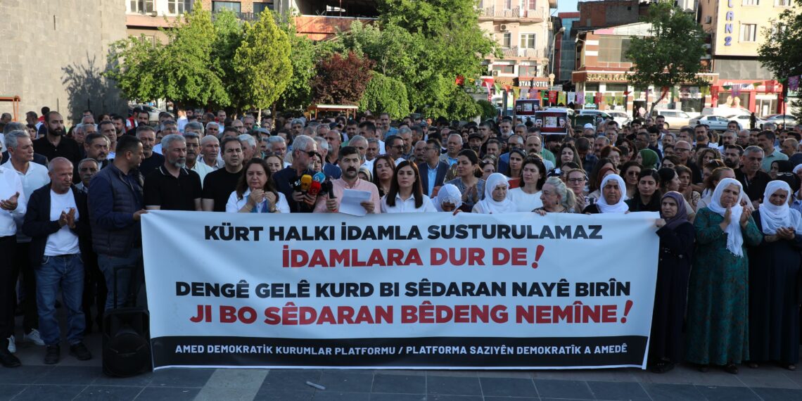 Platforma Saziyên Demokratîk: Darvekirinên li dijî gelê Kurd demildest rawestînin