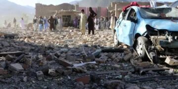 Li sînorê Pakistan û Afganistanê 28 sivîl jiyana xwe ji dest dan