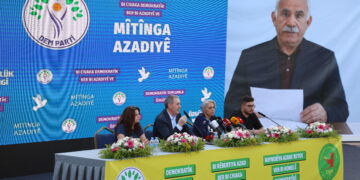 Deklerasyona ‘Mîtînga Azadiya’ hat aşkerekirin: Muxatabê çareseriya pirsgirêka Kurd Birêz Ocalan e