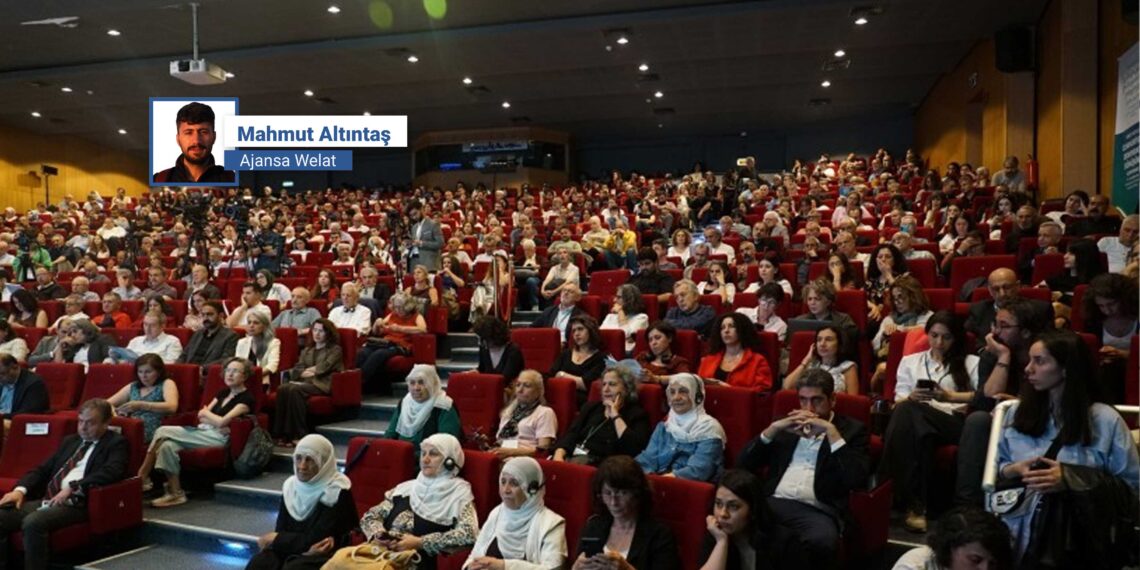 Banga sedsaleke nû: Konferansa Veguherîna Demokratîk