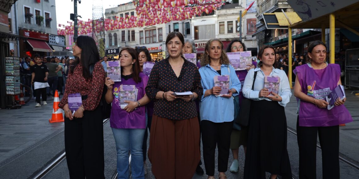 Kampanyaya Xweparastin dide jiyandin: Hêza herî mezin rêxistinbûyîn e