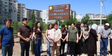 Li Farqînê bertek nîşanî êrişa li dijî Parka Rojîn Kabaîşê dan