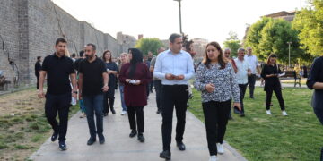 Xebatên ‘Mitînga Azadiyê’ li taxên Sûrê didomin