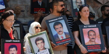 Merdimê Vîndîbîyayan: Pawitişê faîlan hemparîya sucî yo