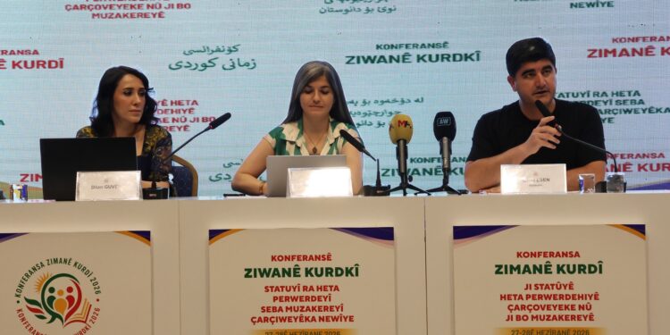 Konferansa Ziman: Ji bo ziman divê rêveberiyên xwecihî pêşengiyê bikin