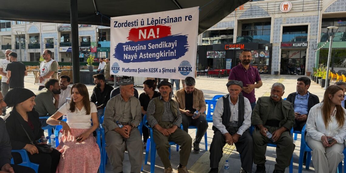 Kedkarên ji kar hatine dûrxistin dest bi nobeta edaletê kirin
