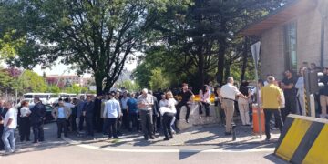 Li Meclîsê aloziya komcivîna CHPê