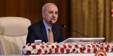 Numan Kurtulmuş: Divê li Meclîsê qanûn bên çêkirin