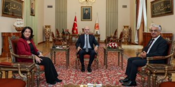 Heyeta DEM Partiyê têkildarî hevdîtina bi Numan Kurtulmuş re daxuyanî da