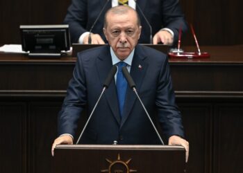 Erdogan: Em li ser qanûneke çarçoveyê dixebitin