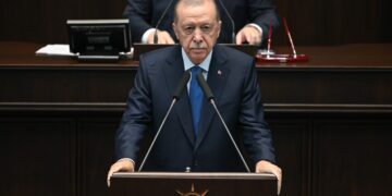 Erdogan: Em li ser qanûneke çarçoveyê dixebitin