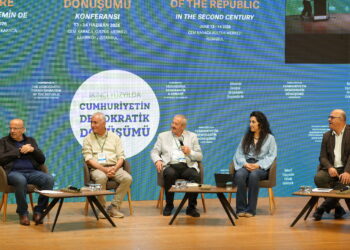 Konferansa Veguherîna Demokratîk a Komarê di roja 2an de didome