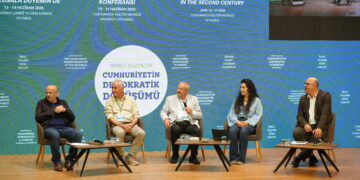 Konferansa Veguherîna Demokratîk a Komarê di roja 2an de didome