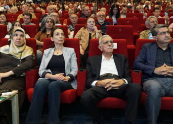 Bekaroglu: Pêwistî bi pênaseyeke nû ya netewbûnê heye