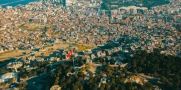 Ji nêzîkatiya ‘hevalane’ ber bi gefan ve: Li Îzmîrê tora sîxuriyê