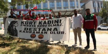Mor Barîkat û Barîkat Ege: Jinên Kurd nabin mijarê pêkanokan, dibin lehengên destanan